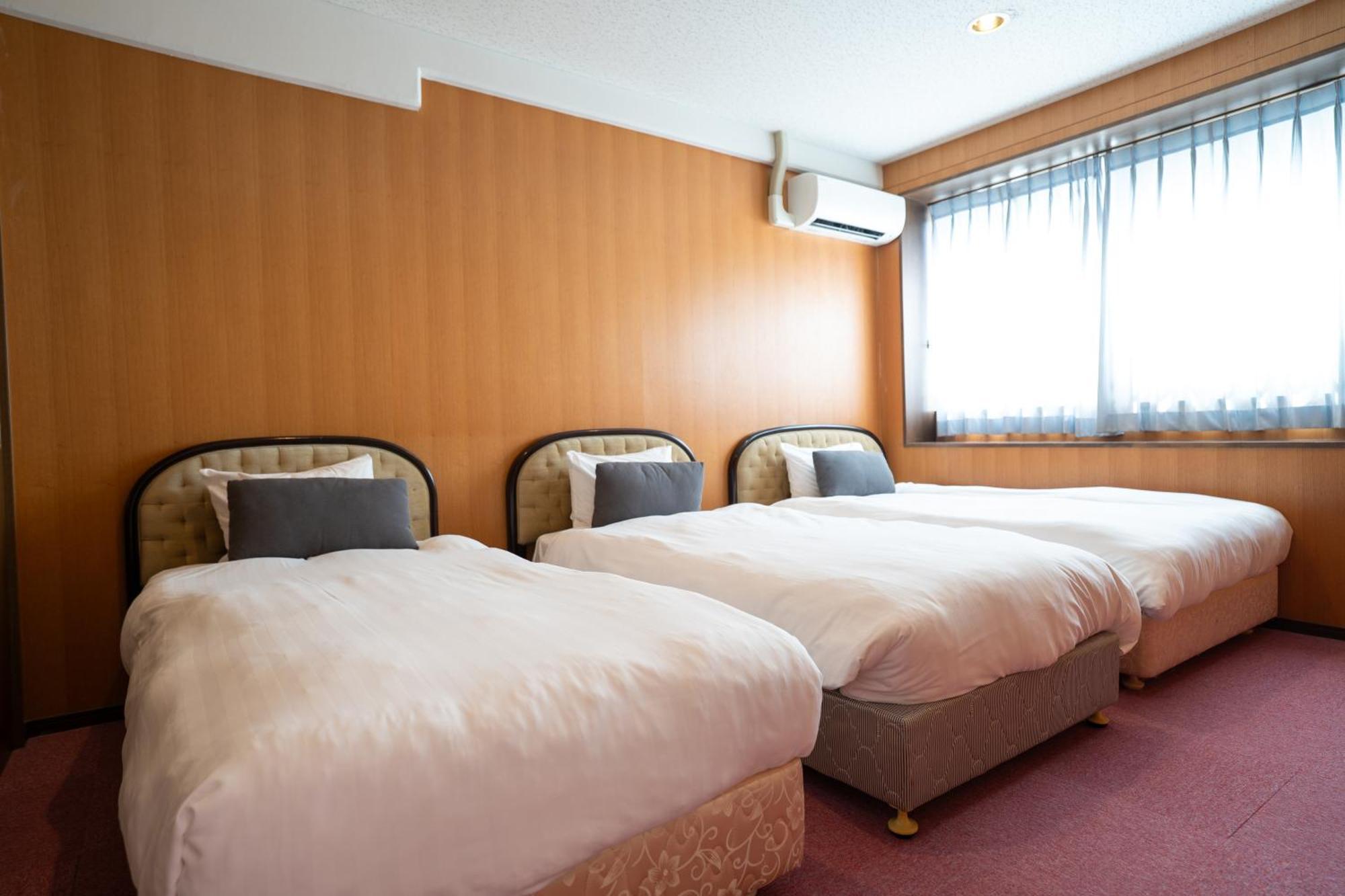 Royal Hotel Yomitan Luaran gambar
